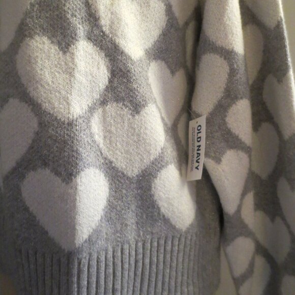 Old Navy Hearts Sweater - Picture 6 of 9